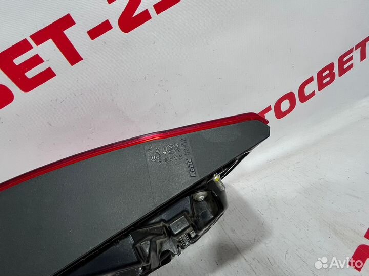 Toyota Land Cruiser 200 12- Фонарь внутрений левый