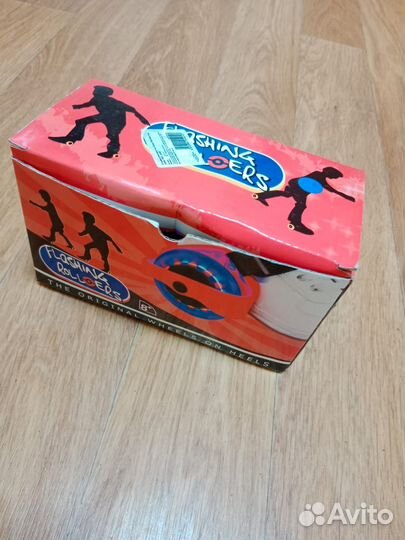 Роликовые коньки под пятку с огнями