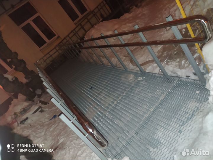 Перила для лестниц