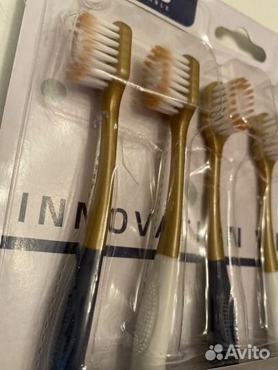 Зубная щетка