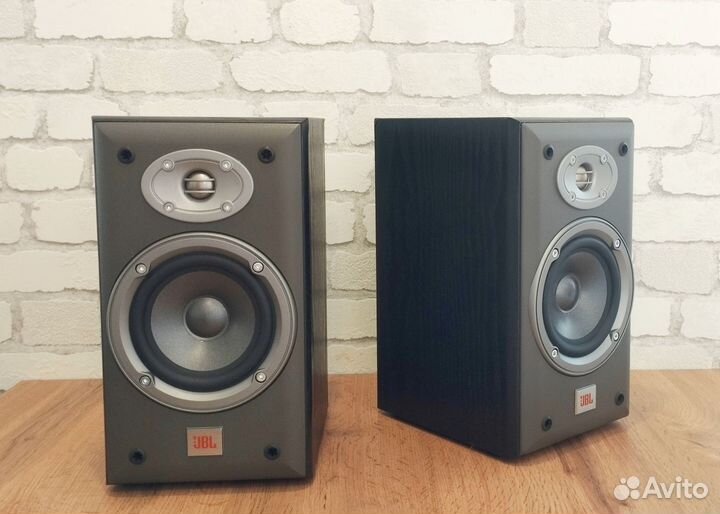 Колонки jbl e20