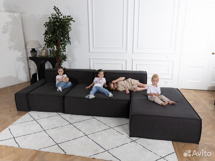 Диван прямои 4400х1700 мм