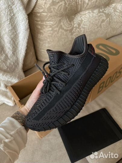 Кроссовки yeezy boost 350