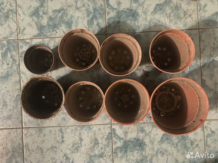 Горшки для растений пластиковые бу
