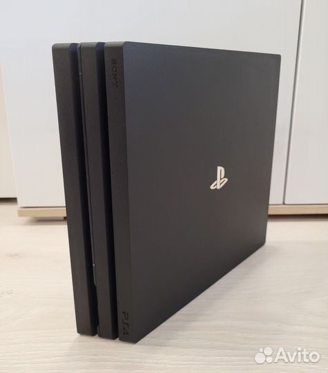 Sony PlayStation 4 pro CUH-7208B