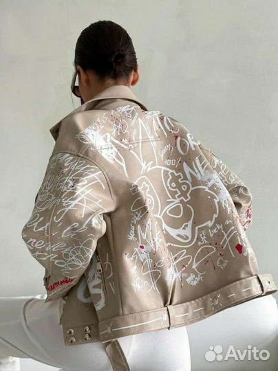 Куртка с надписями