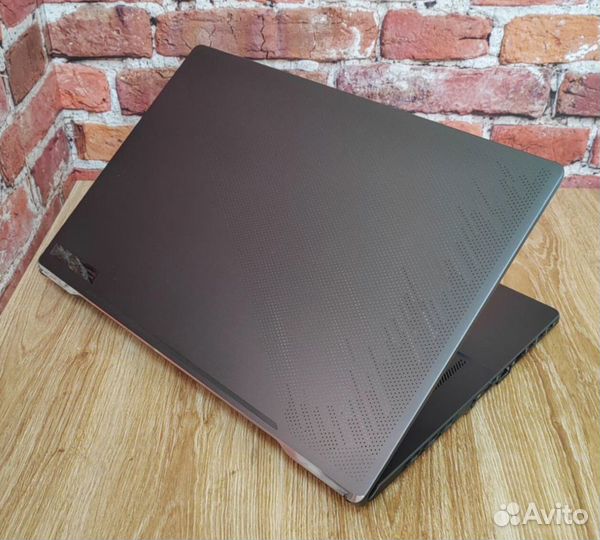 Мощный Игровой Asus ROG Zephyrus Ноутбук 24gb