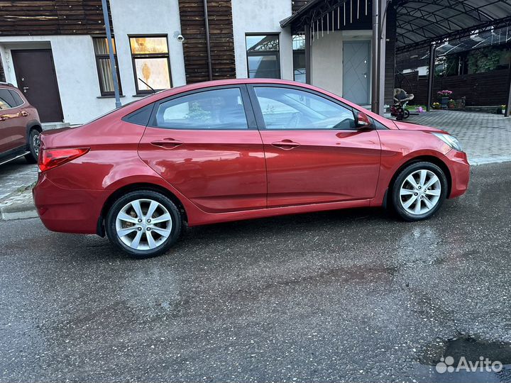 Hyundai Solaris 1.4 AT, 2011, 182 000 км