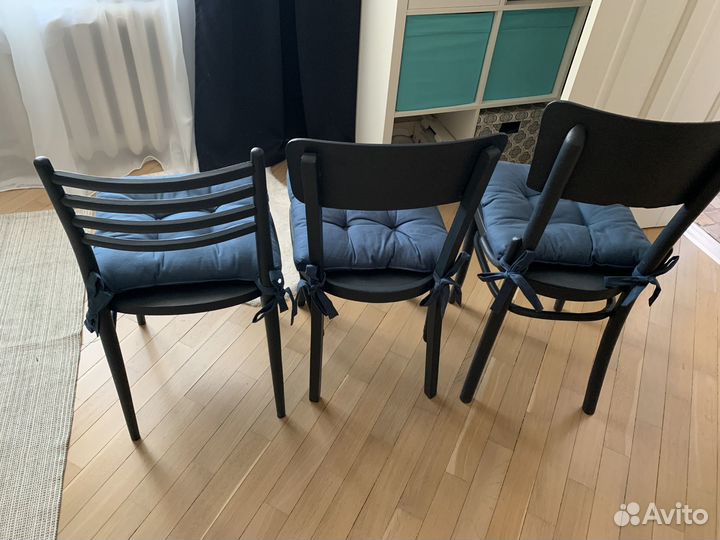 Стул деревянный синий