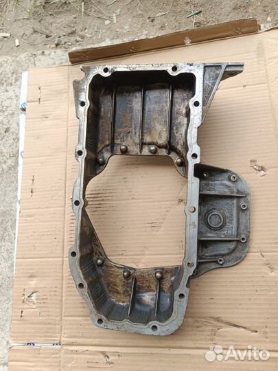 Поддон двигателя Opel 90400111