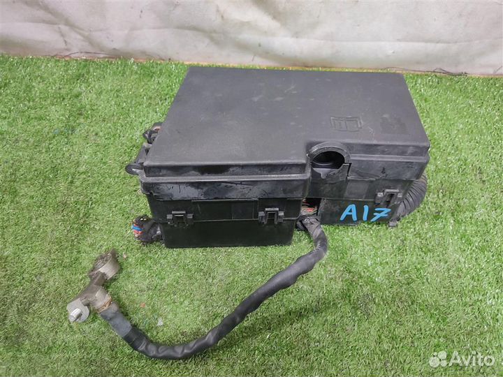 Блок предохранителей моторный Ford Focus 2 (CB4)