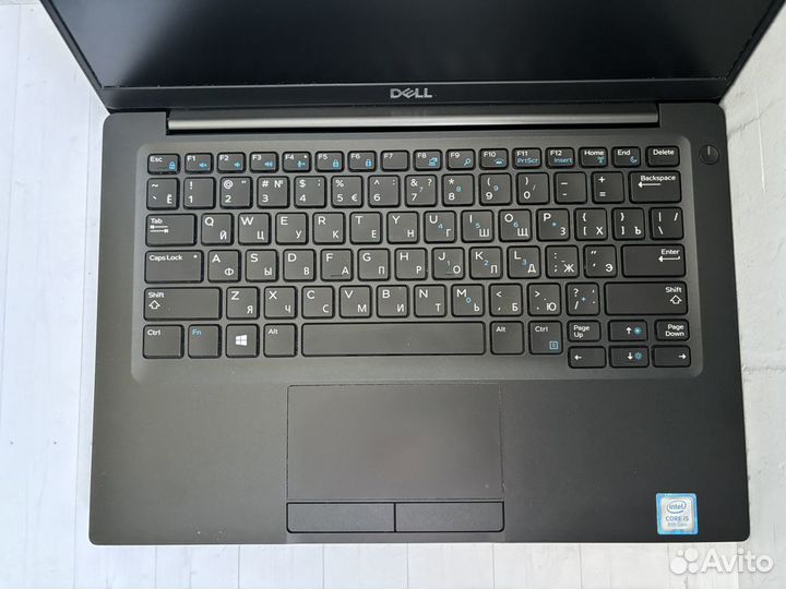 Шустрый ноутбук Dell Latitude 7390