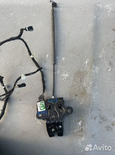 Замок крышки багажника Chevrolet Cruze