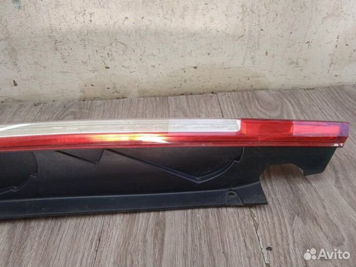 Фонарь задний левый Ford Focus 2 хетчбэк 5-ти дв