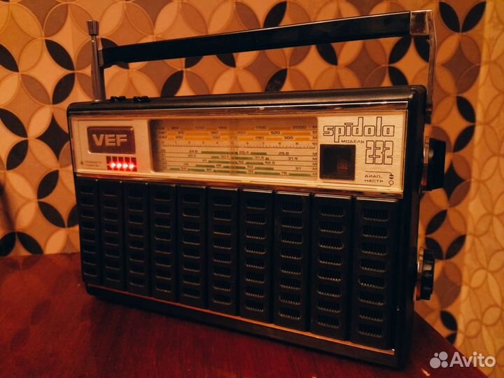 VEF-Spidola-232 +FM, Bluetooth