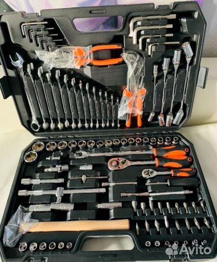 Набор инструментов ключи плоскогубцы