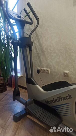 Эллиптический тренажер NordicTrack 4,0
