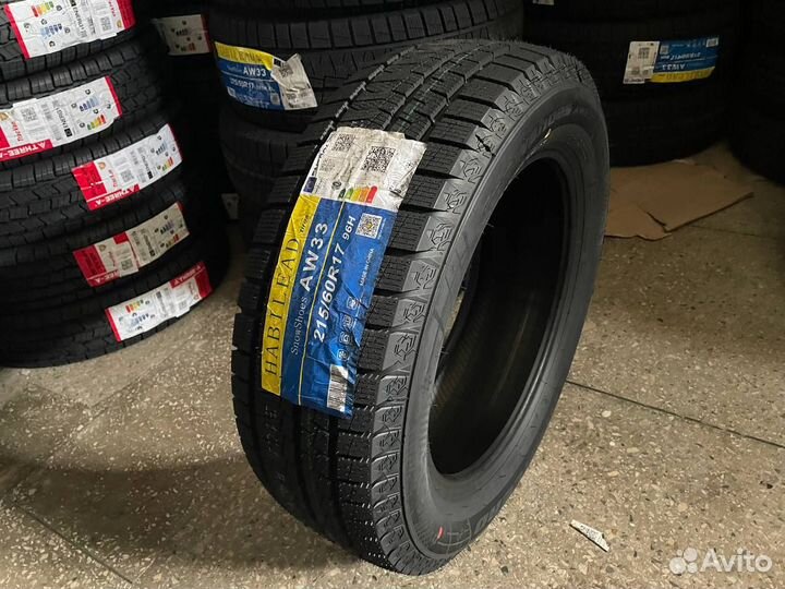 Habilead SnowShoes AW33 215/60 R17 96H