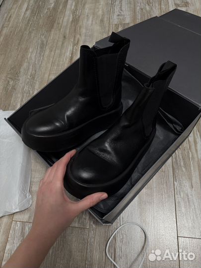 Ботинки женские