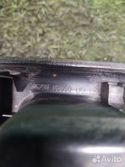 Накладка блока стеклоподъемника Toyota Avensis