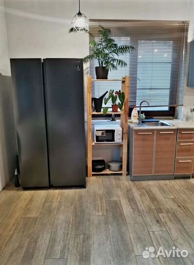 Холодильник Samsung Side by Side