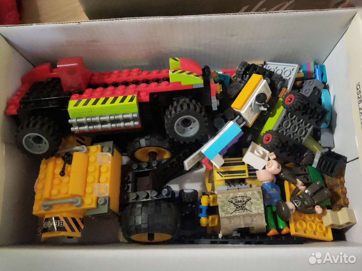 Конструктор Lego из разных наборов