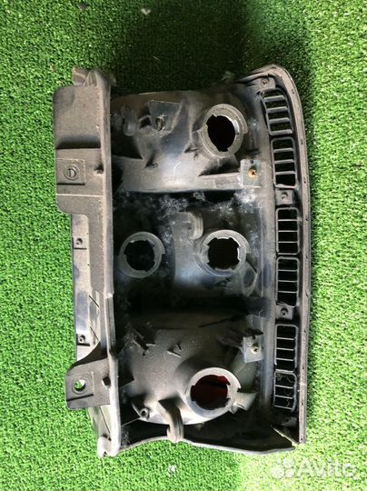 Фонарь задний левый Pajero 1991-1997