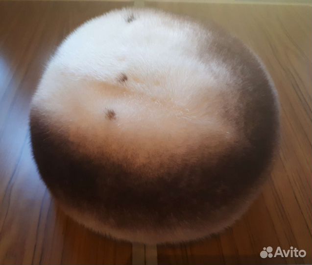 Берет женский норковый