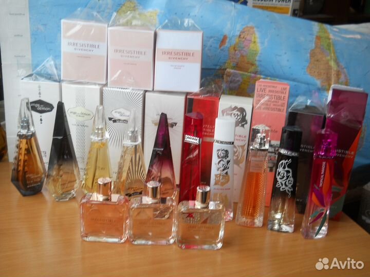 2.Живанши женские