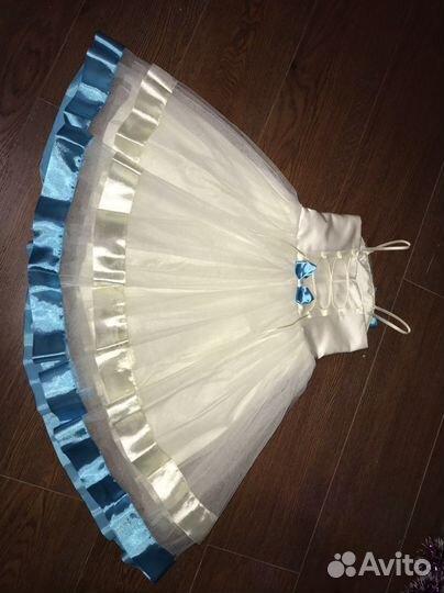 Нарядное платье на утренник 4-5 лет