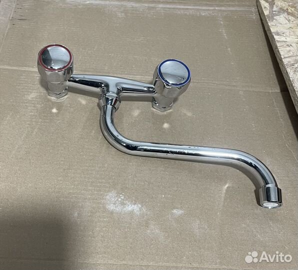 Смеситель для ванны