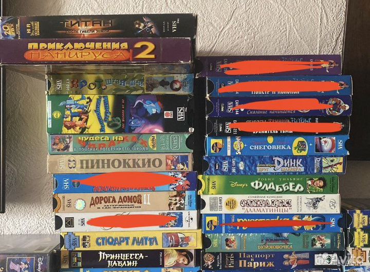 Видео-кассеты с детскими мультиками и фильмами