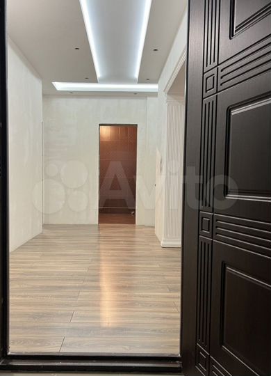 2-к. квартира, 80,1 м², 7/9 эт.