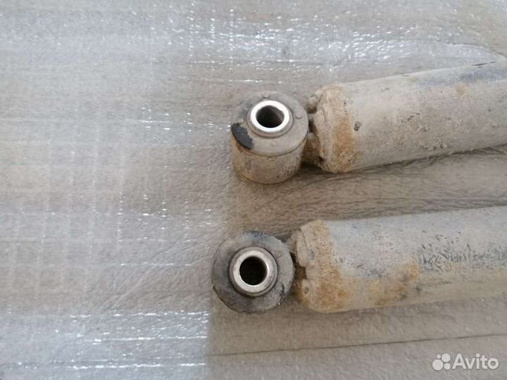 Амортизатор задний Ford Focus 2