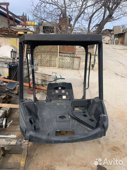 Кабина jcb 3cx 4cx