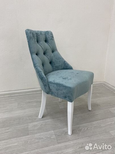 Стулья в ткани велюр