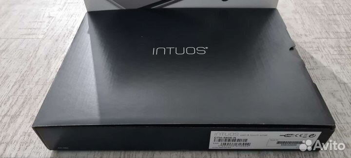 Графический планшет Wacom Intuos Pen & Touch S