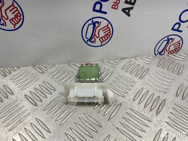 Резистор отопителя Nissan Terrano III (2014– н.в.)