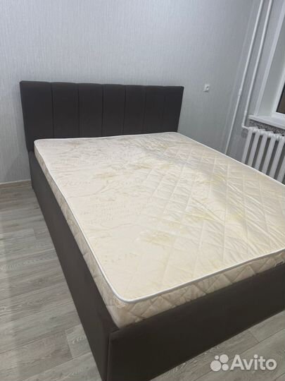 Кровать king size 180*200