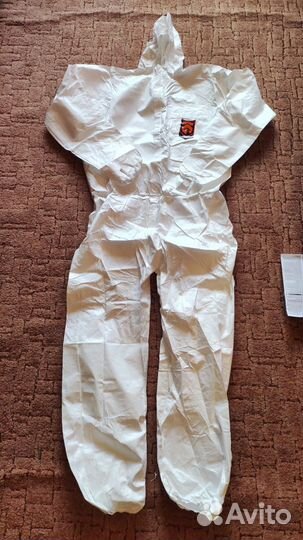 Защитный костюм новый