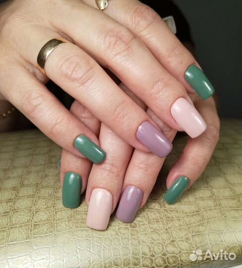 Модель на маникюр