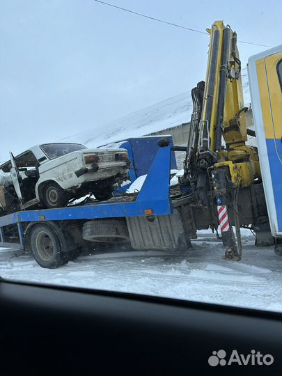 Услуги грузового и легкового эвакуатора