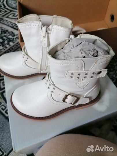 Ботинки демисезонные для девочки 22 размер