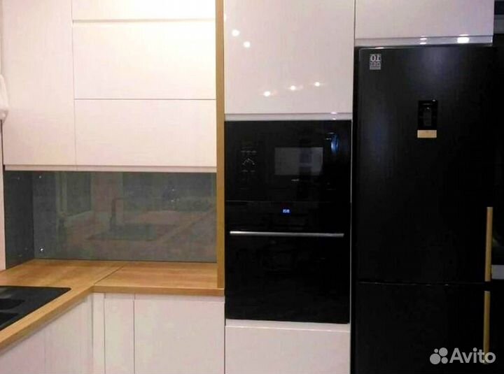 Кухонный гарнитур угловой в потолок