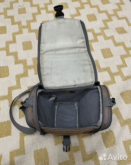 Сумка для зеркального фотоаппарата