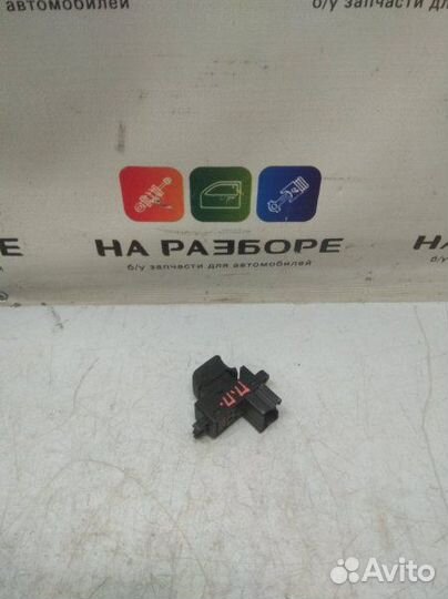 Блок управления стеклами (кнопка ) передний правый