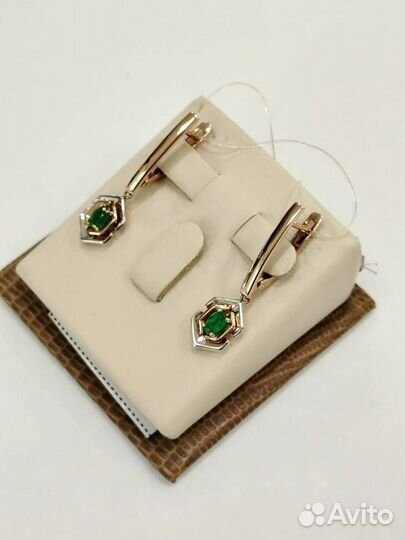 Серьги с изумрудами золотые 3,79г 585 проба