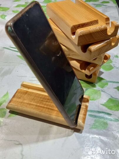 Подставки под телефон