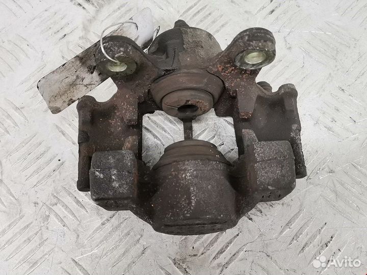 Суппорт для mercedes-benz C-Class (W203)