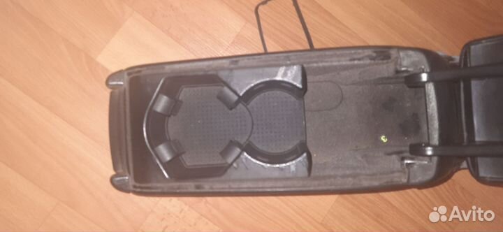 Подлокотник audi a4 b6